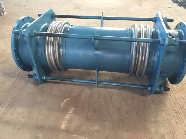 大拉杆波紋補(bǔ)償器